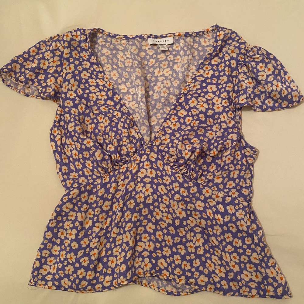 Cute floral top